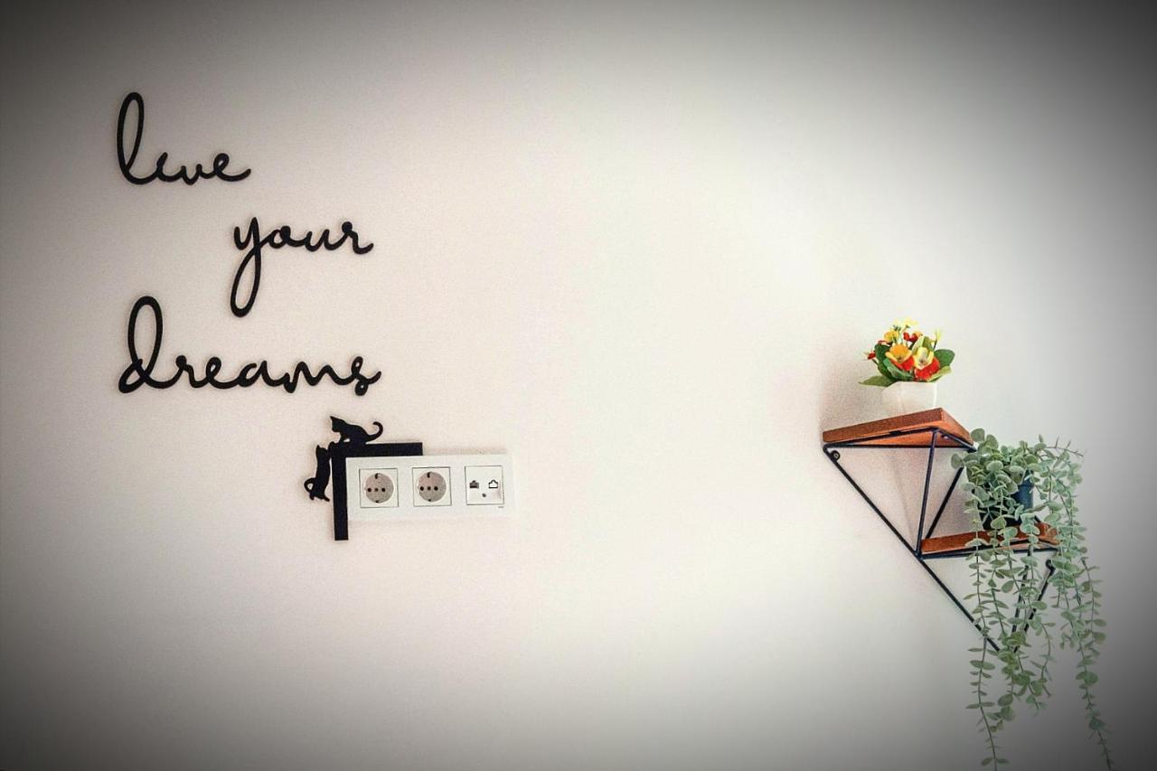 Manu Startup House Hostel อิสตันบูล ภายนอก รูปภาพ